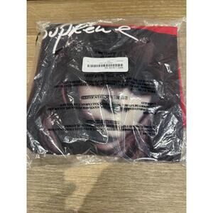 Supreme Mary J. Blige Tee. XL Red Men’s Brand New Sealed